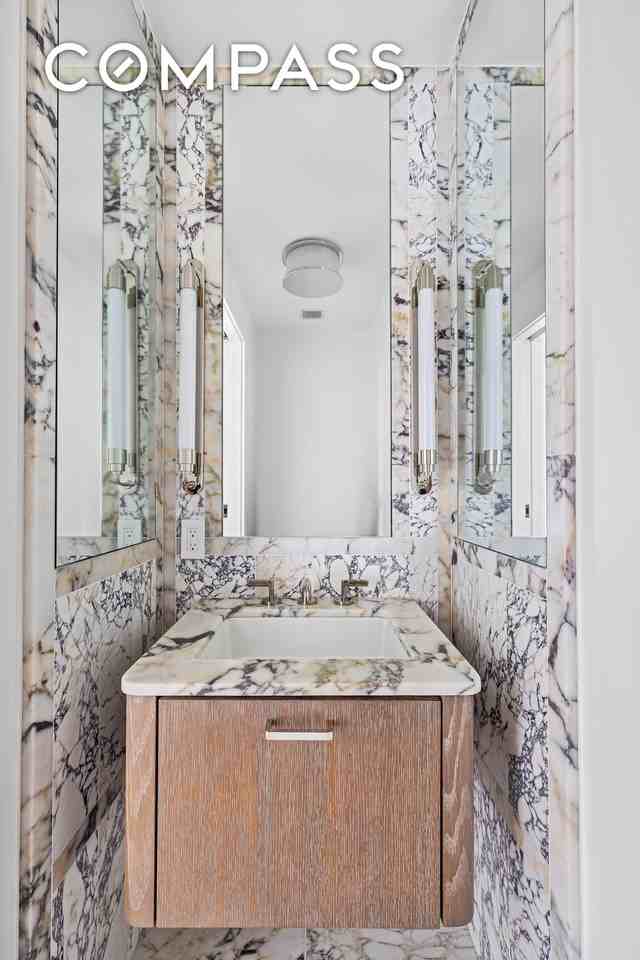 249 E 62nd St #10B - Photo 4 of 20