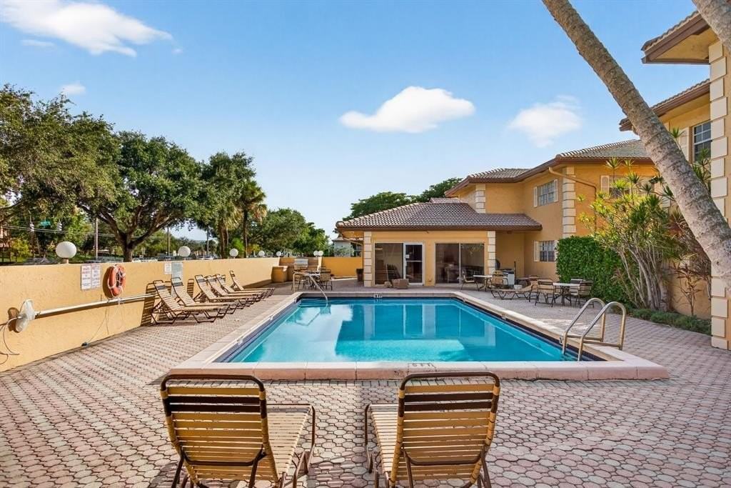 3034 Coral Springs Dr #202 - Photo 3 of 47