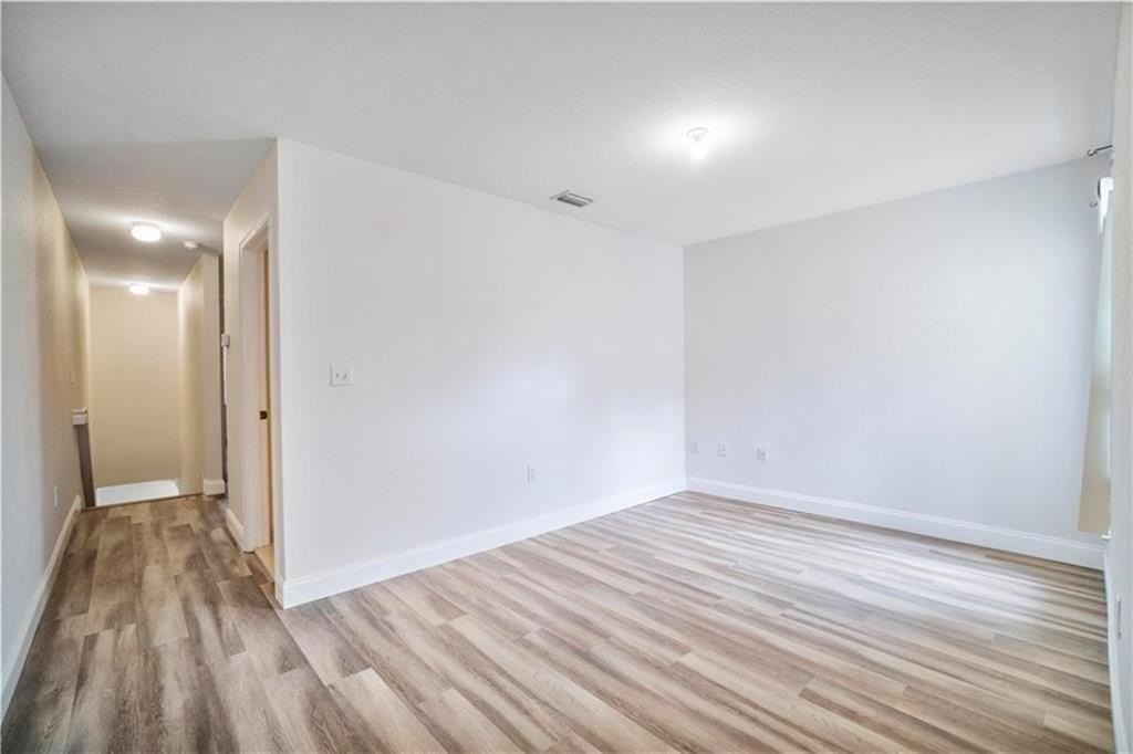 6373 Landings Street - Photo 4 of 25