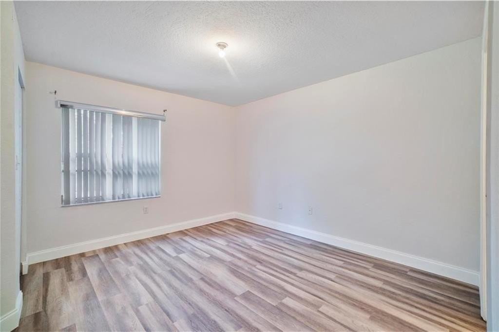 6373 Landings Street - Photo 6 of 25