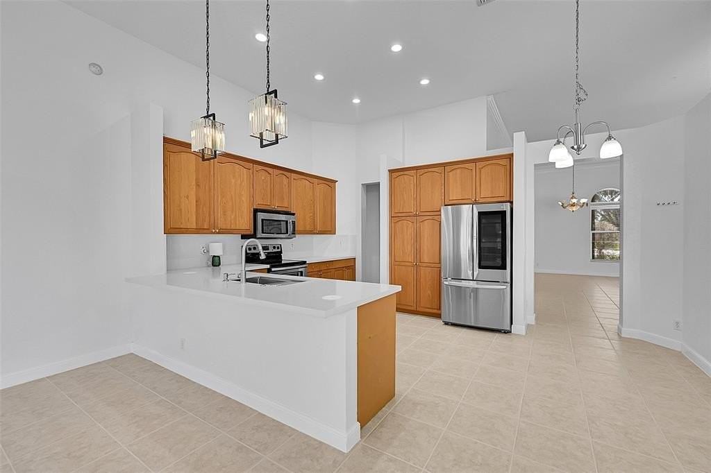 12459 Nw 52nd Ct - Photo 7 of 50