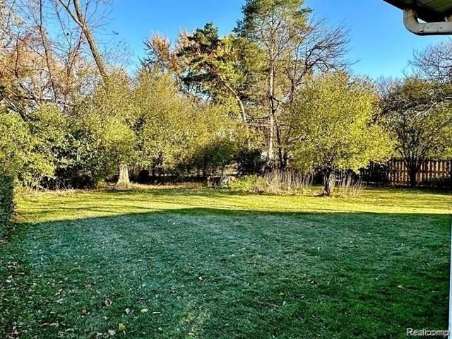 4302 Sheridan Dr - Photo 3 of 24