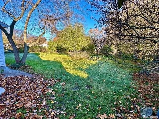 4302 Sheridan Dr - Photo 4 of 24