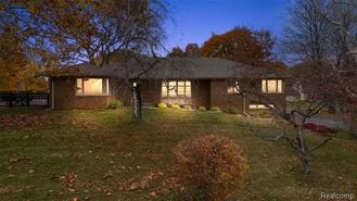 6400 N Rochester Rd - Photo 1 of 1