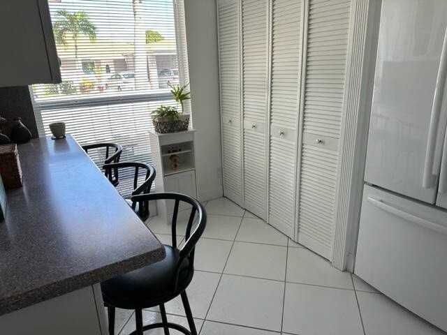 6813 Moonlit Dr - Photo 5 of 41