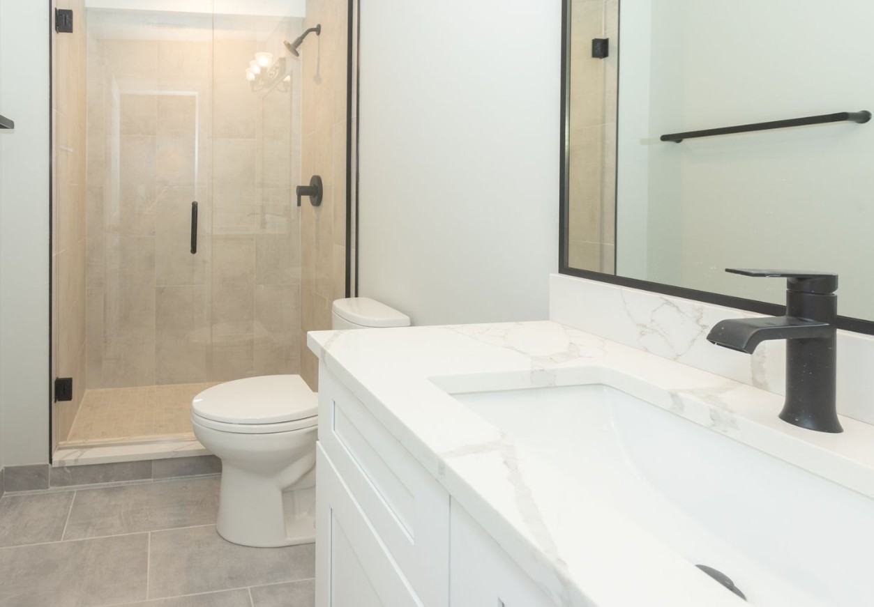 W Montrose Ave & N Seeley Ave - Photo 5 of 14