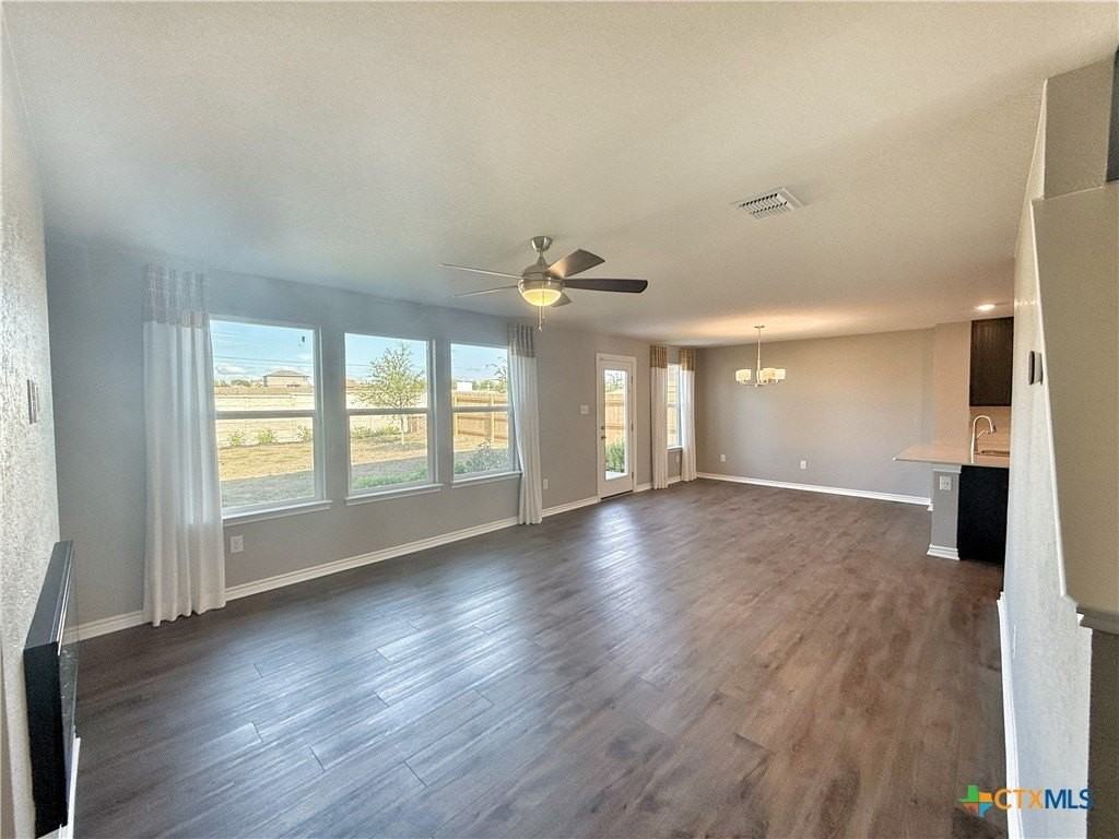 108 Bass Ln - Photo 4 of 38