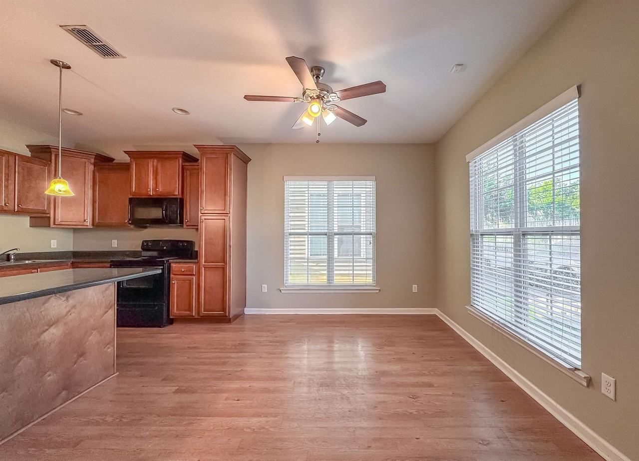 1988 Green Castle Lane - Photo 3 of 42