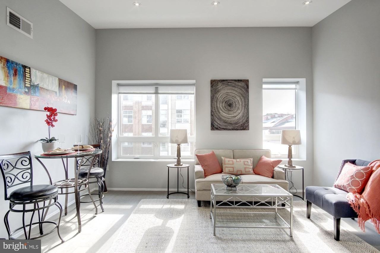 2422 17th St Nw Apt 301 #301 - Photo 4 of 31