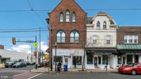 4 W State St Apt B #B - Photo 1 of 1