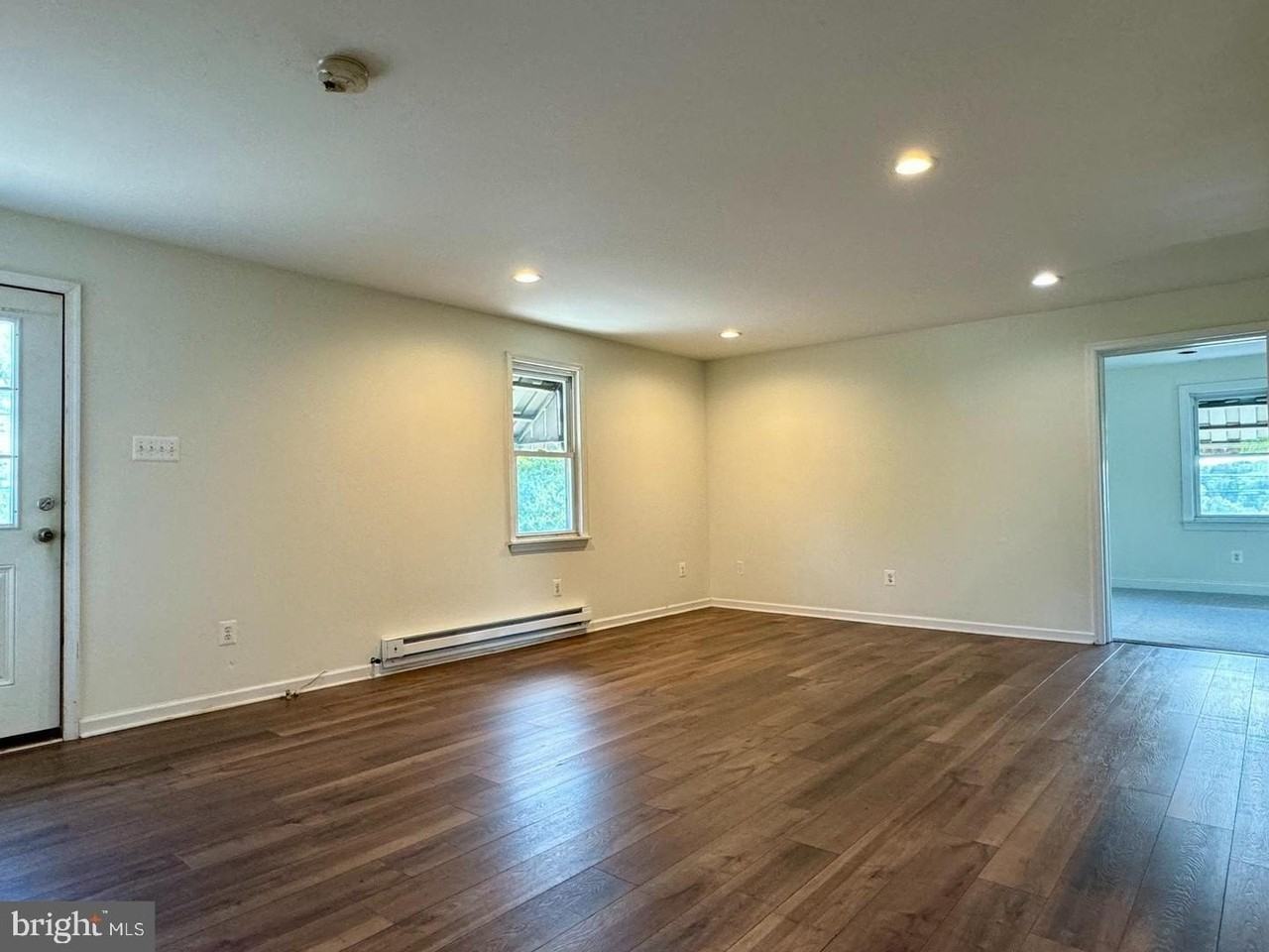 1355 Main St - Photo 2 of 10