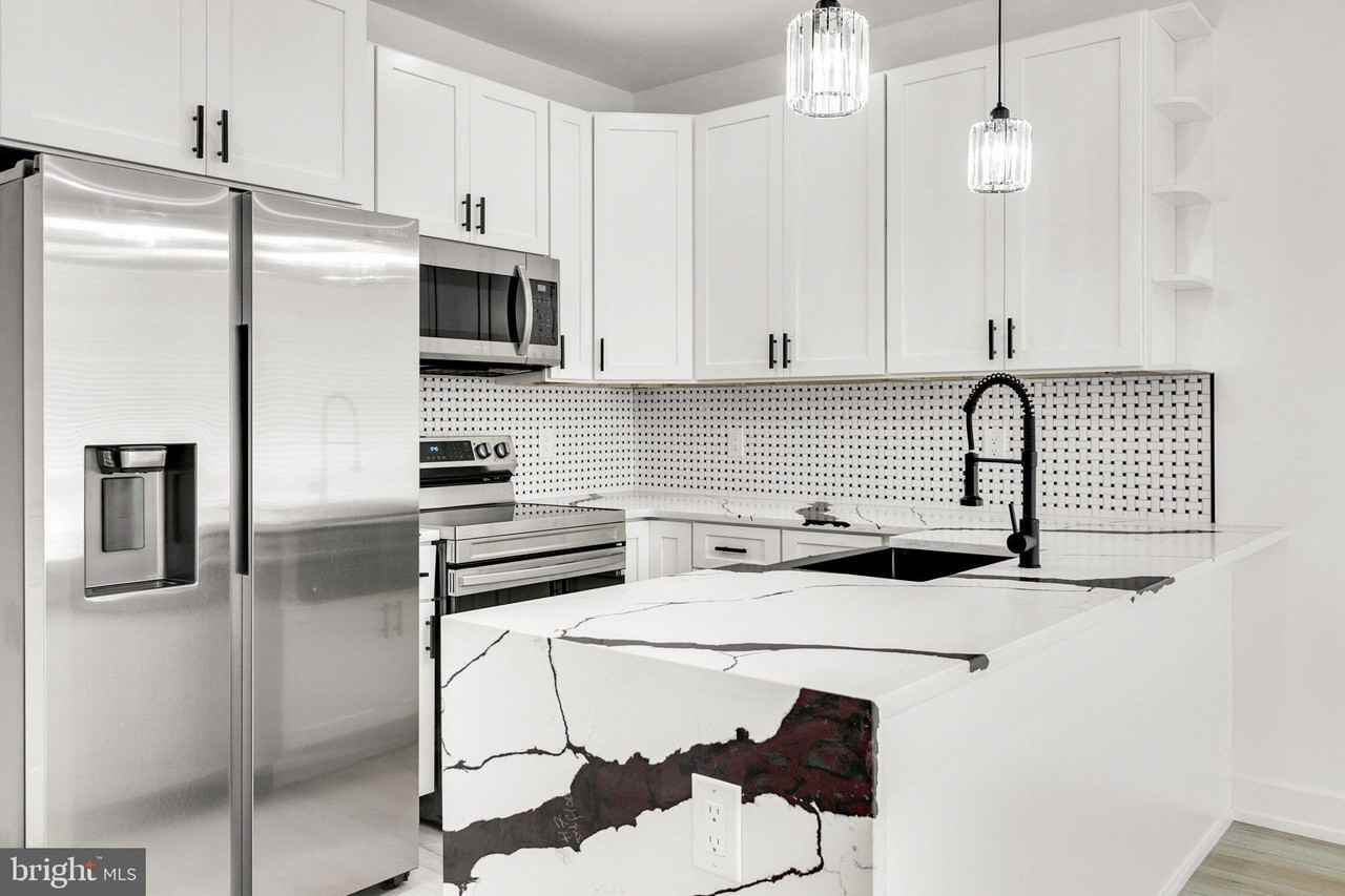 2054 North 2nd Street #7 - Photo 3 of 21