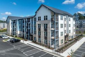 featured image of 2000 Olivewood St #C2