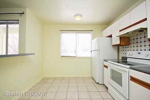 1516 Rosa Terrace - Photo 2 of 7