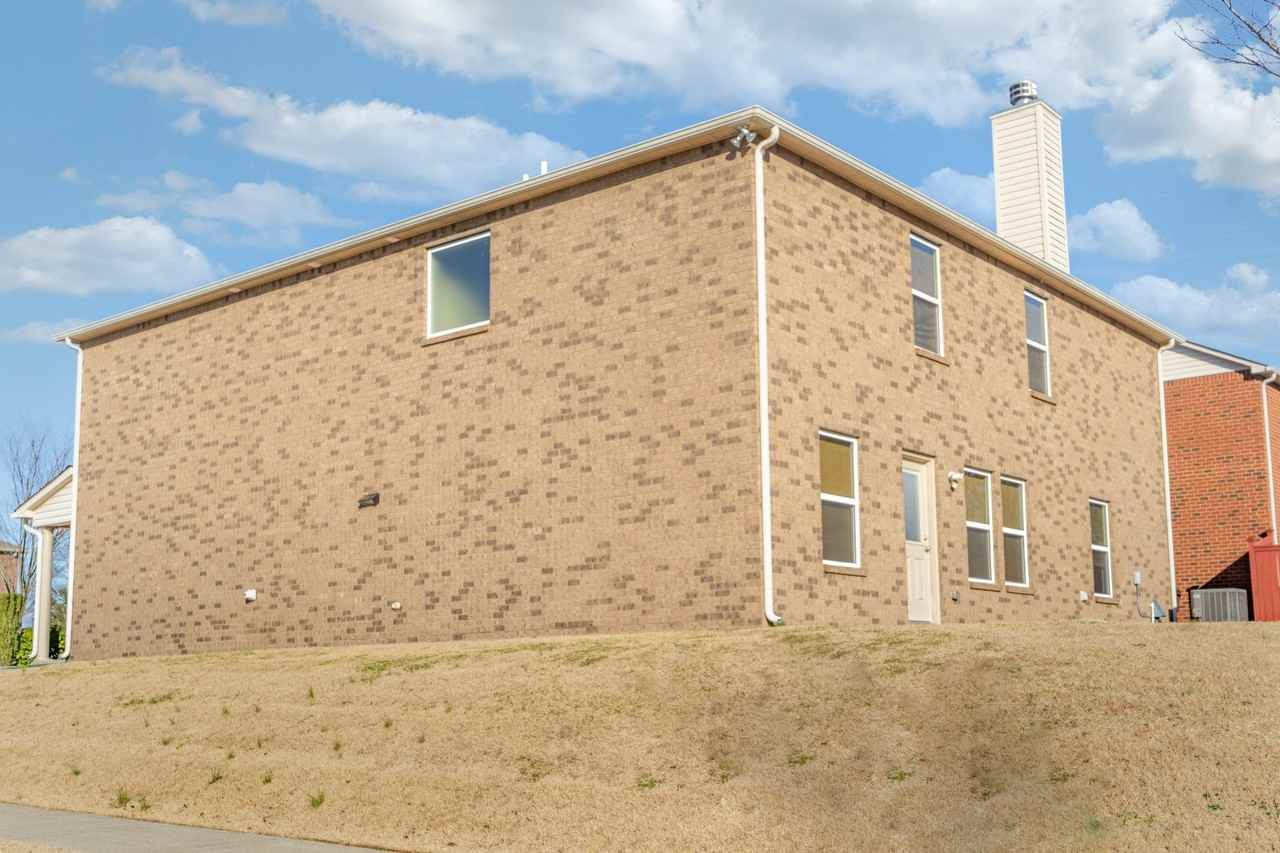 1000 Craven Ct - Photo 7 of 50