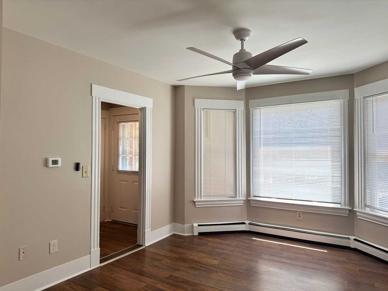 189 E Bow St ##A - Photo 4 of 25