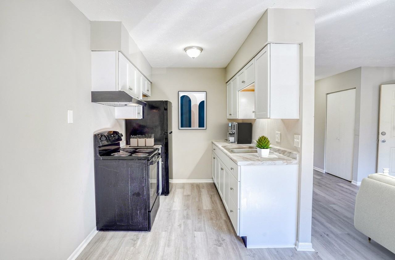 Waynetown Apartments - Photo 6 of 15