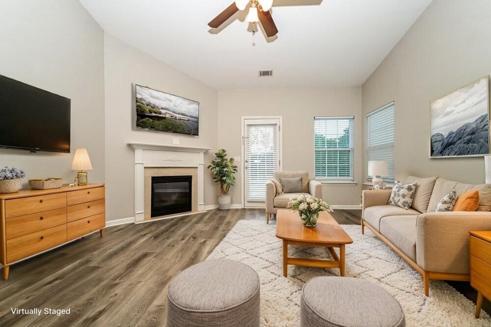 1281 Winwood Dr - Photo 3 of 19