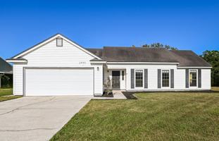 featured image of 2493 Bluffton Dr