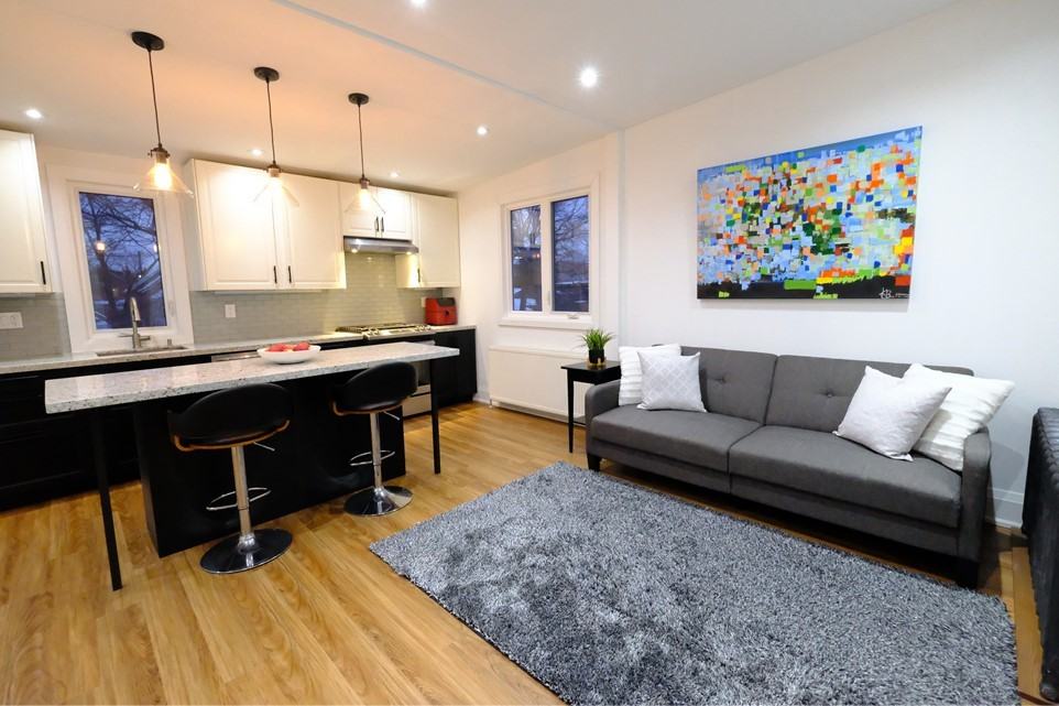 326 High Park Avenue #8