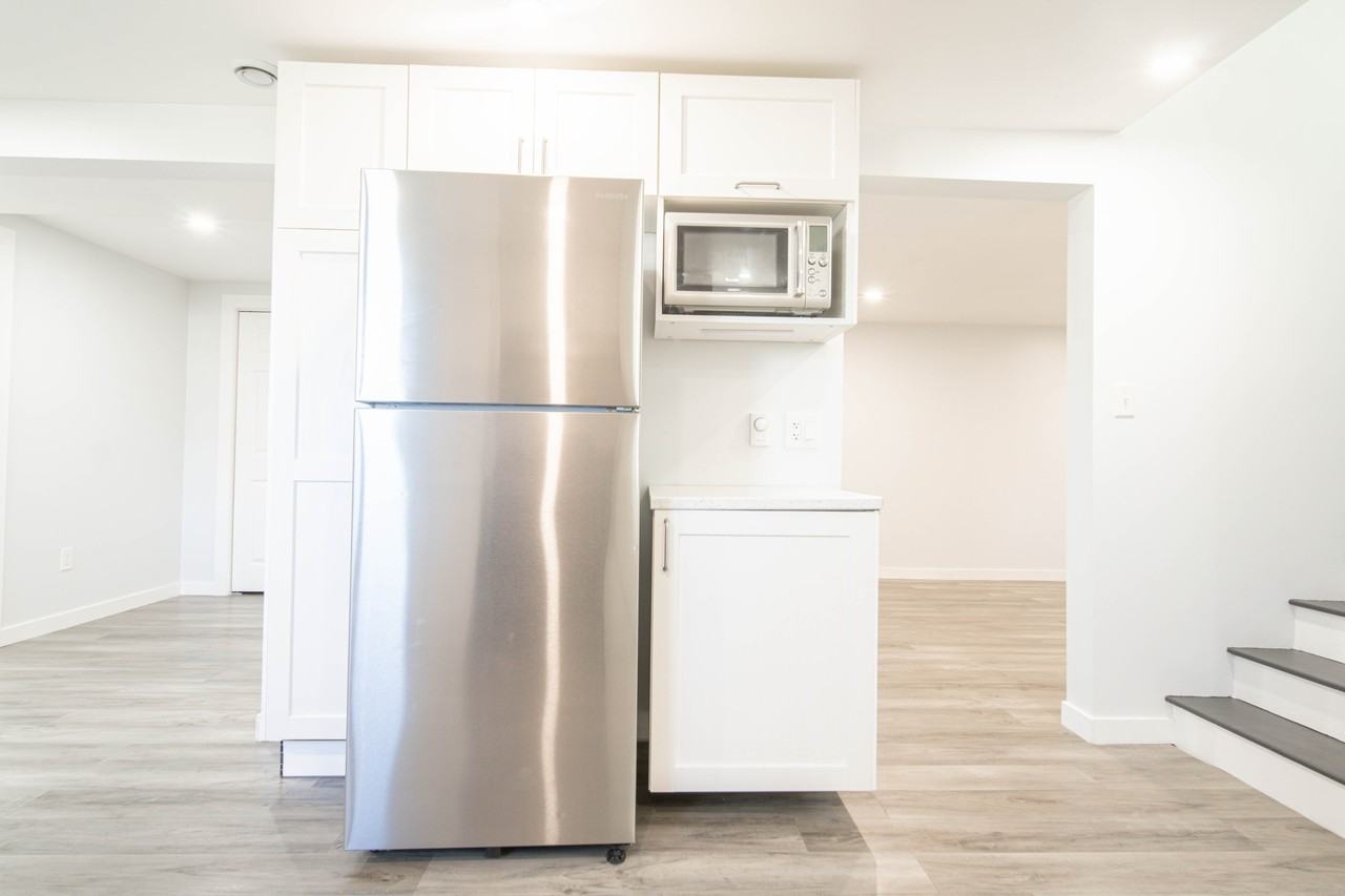 12 Holly Road #B - Photo 2 of 26