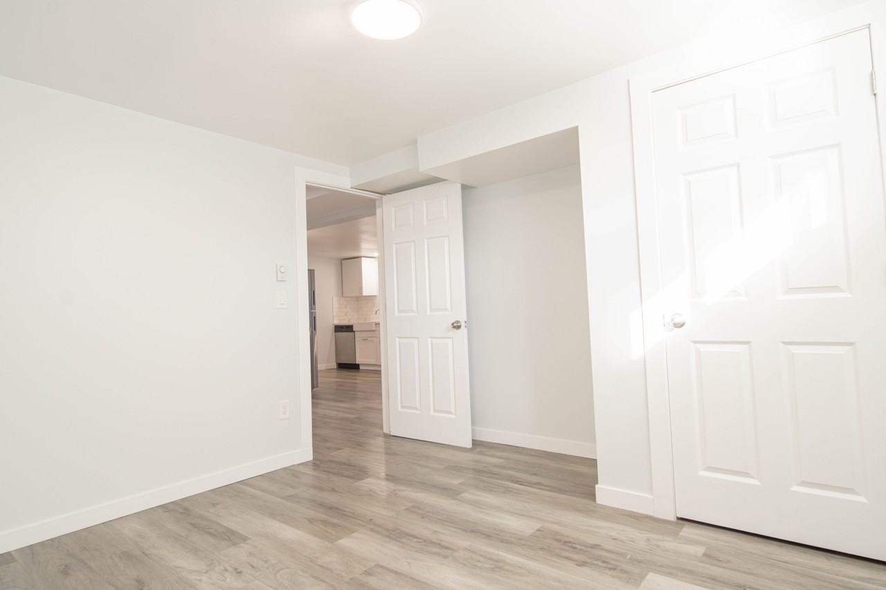 12 Holly Road #B - Photo 6 of 26