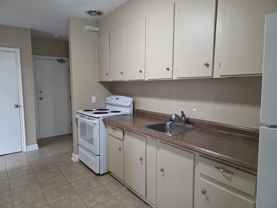 316 Peter St - Photo 1 of 1