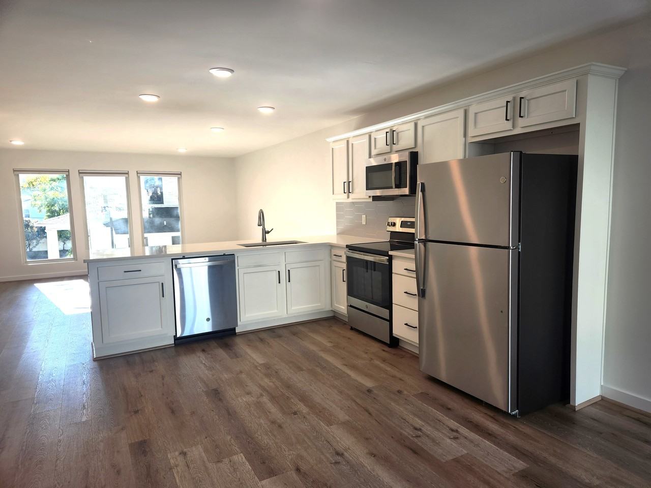 1719 13th Court South - Photo 3 of 17