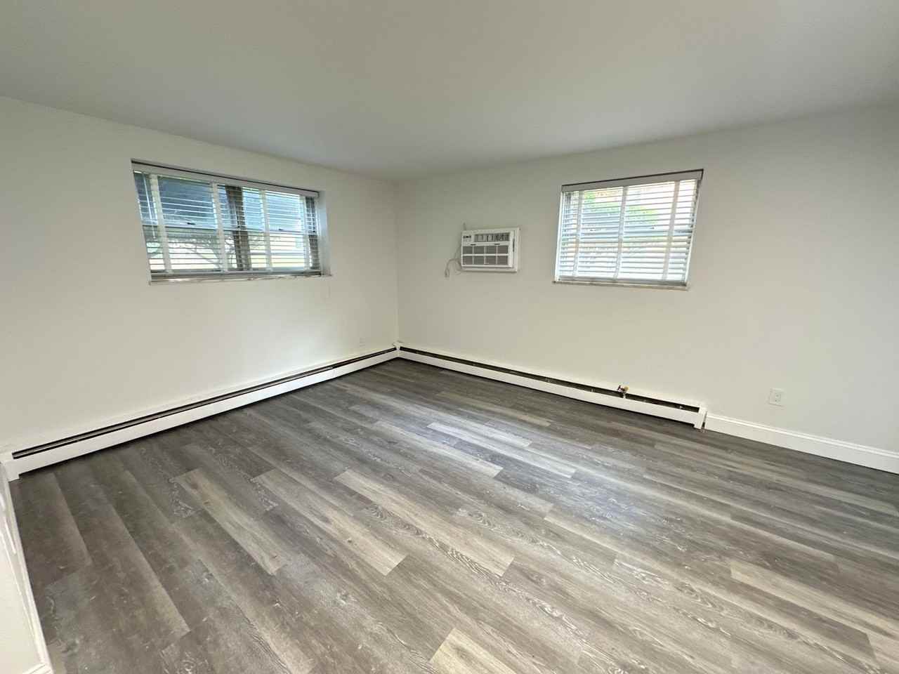 1472-1490 Neil Ave - Photo 5 of 9