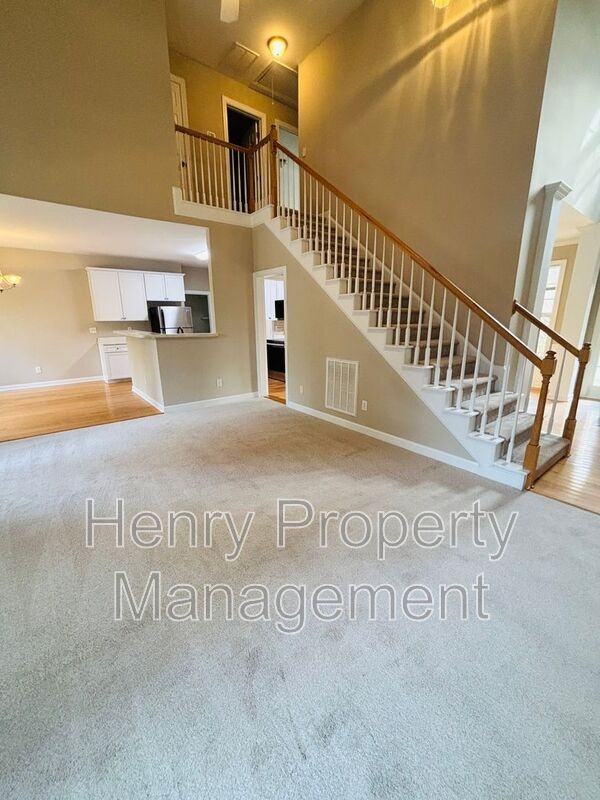 404 Acorn Falls Ct - Photo 3 of 18