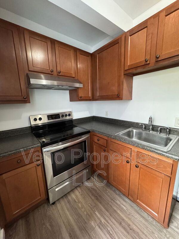 5 Marshall St #1 - Photo 2 of 13