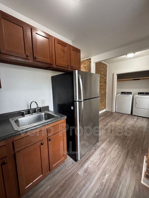 5 Marshall St #1 - Photo 3 of 13