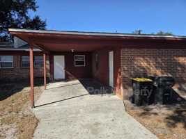 featured image of 1122 Mercury Dr W #C