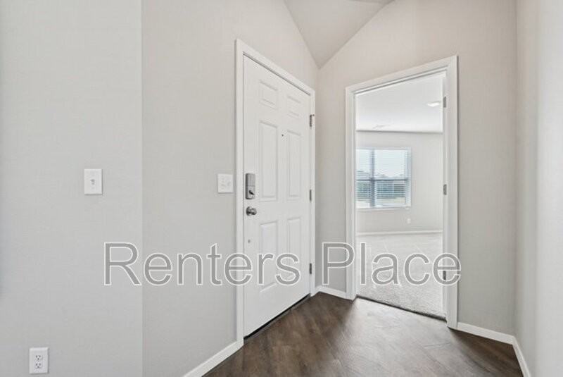 8419 E 162nd Pl S - Photo 3 of 28