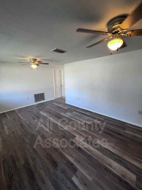 7710 Rohuna Dr - Photo 2 of 10