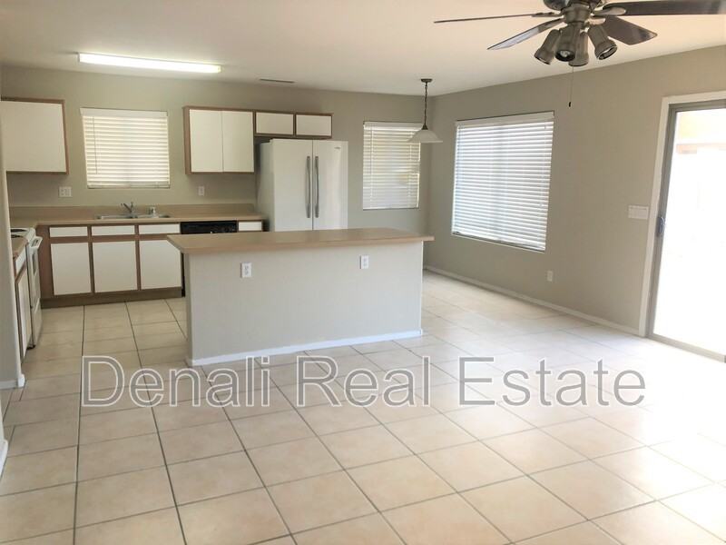 8324 W Catalina Dr - Photo 3 of 6