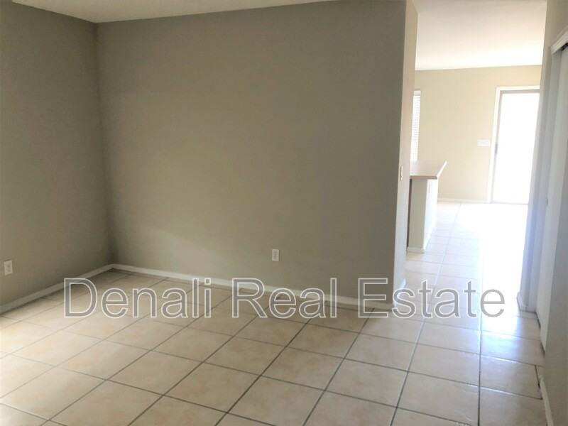 8324 W Catalina Dr - Photo 4 of 6