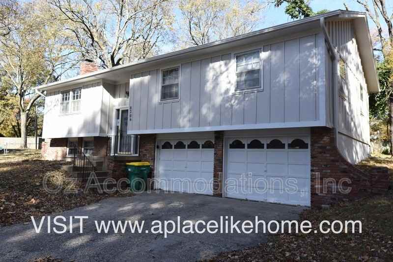 8206 West 57th Terrace - Photo 3 of 21
