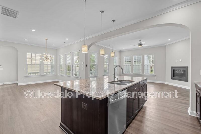 4107 Bluff Oak Dr - Photo 7 of 39