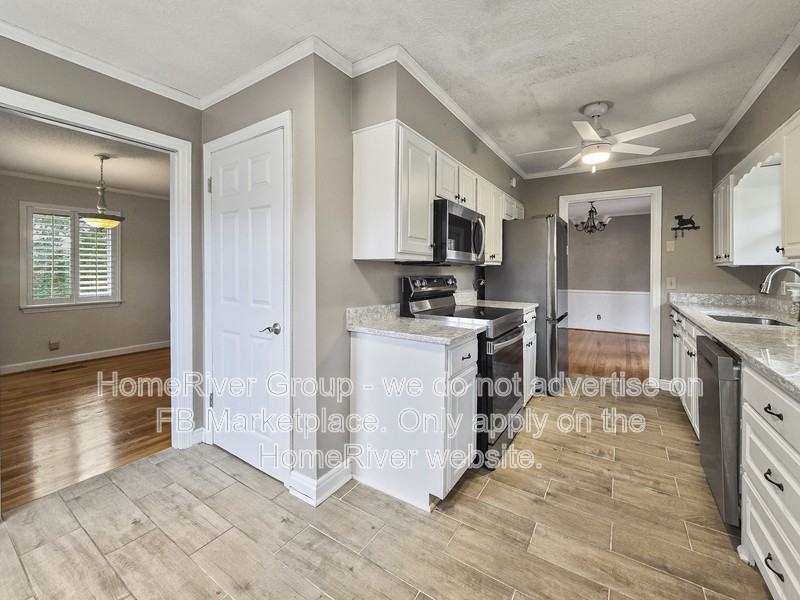 4003 Knollwood Dr - Photo 7 of 22