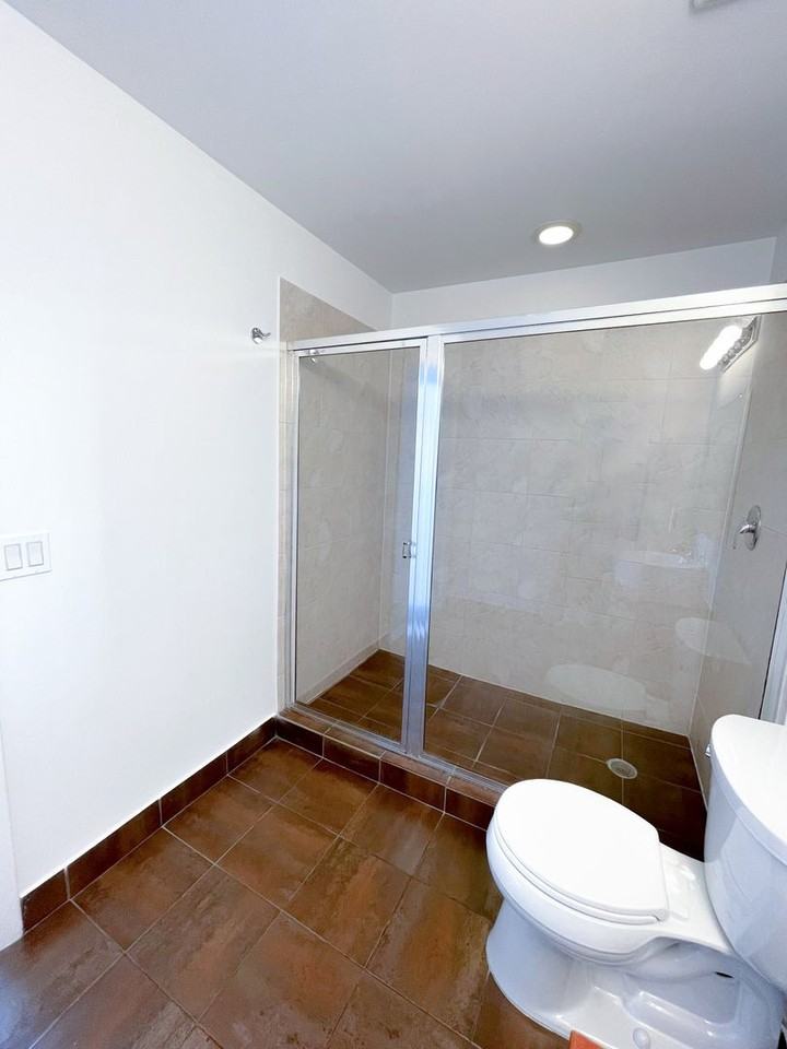 2700 N Miami Ave - Photo 7 of 50