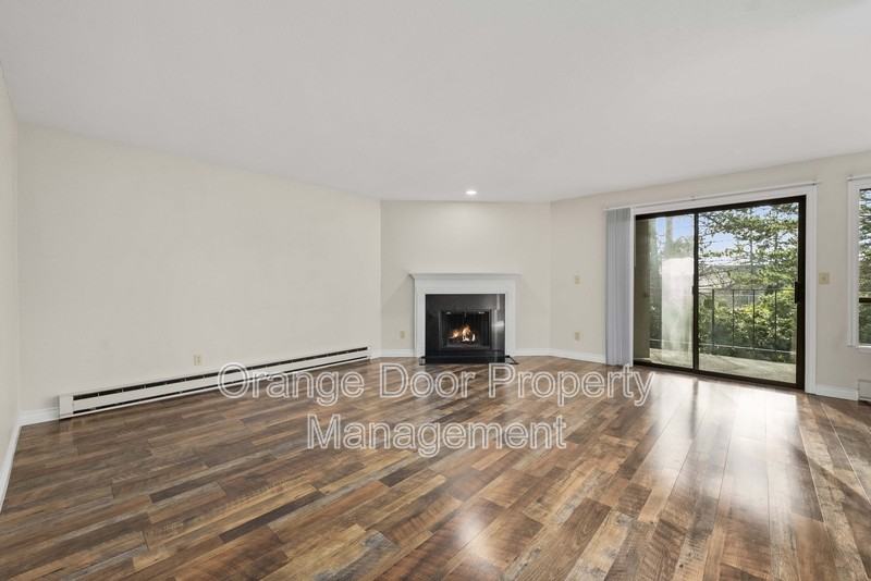 7304 North Skyview Placeunit A103 - Photo 2 of 40