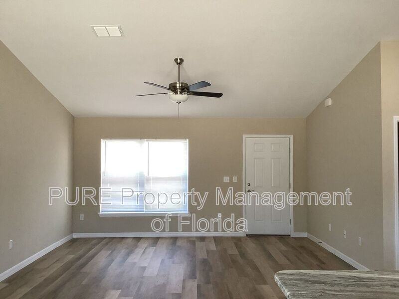 15641 Swavenue Rd - Photo 2 of 22