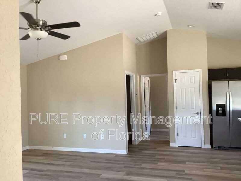 15641 Swavenue Rd - Photo 5 of 22