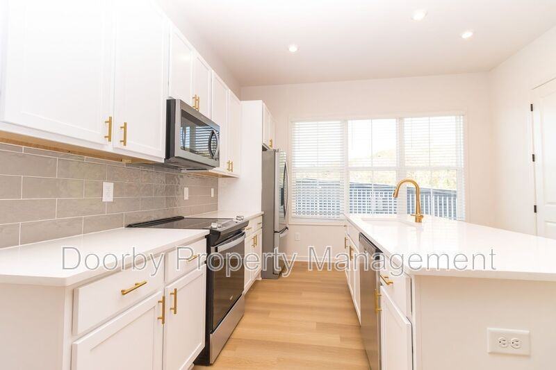 642 Belletrace Cir - Photo 6 of 22