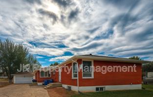 featured image of 530 ½ 21St Ave Ne