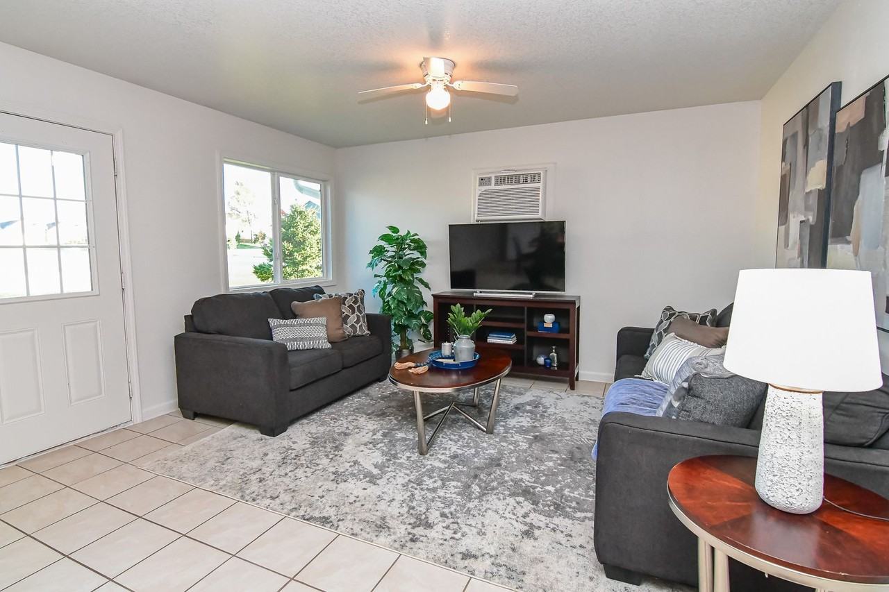 3 Bedroom, Single - Photo 3 of 50