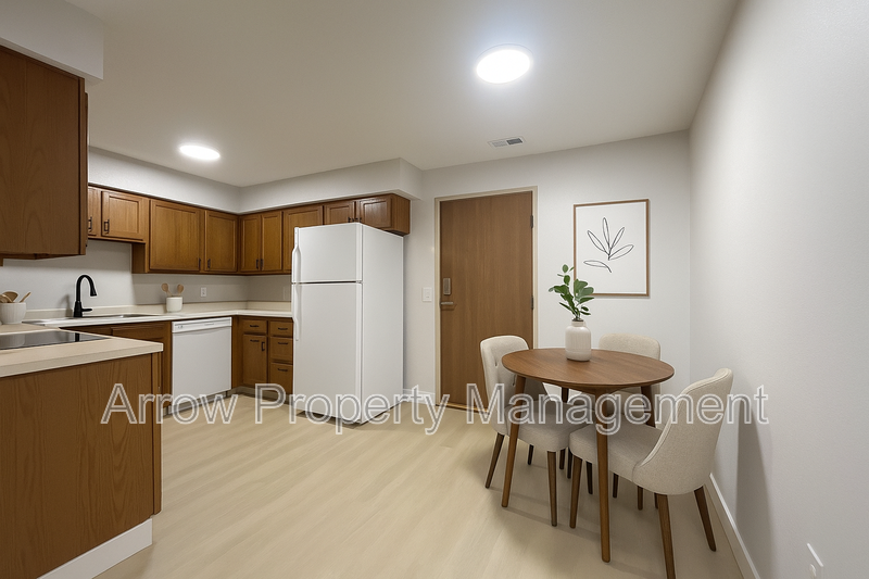 515 W Saunders Ave #24 - Photo 2 of 8