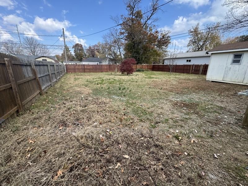 2416 Margybeth Ave - Photo 2 of 17