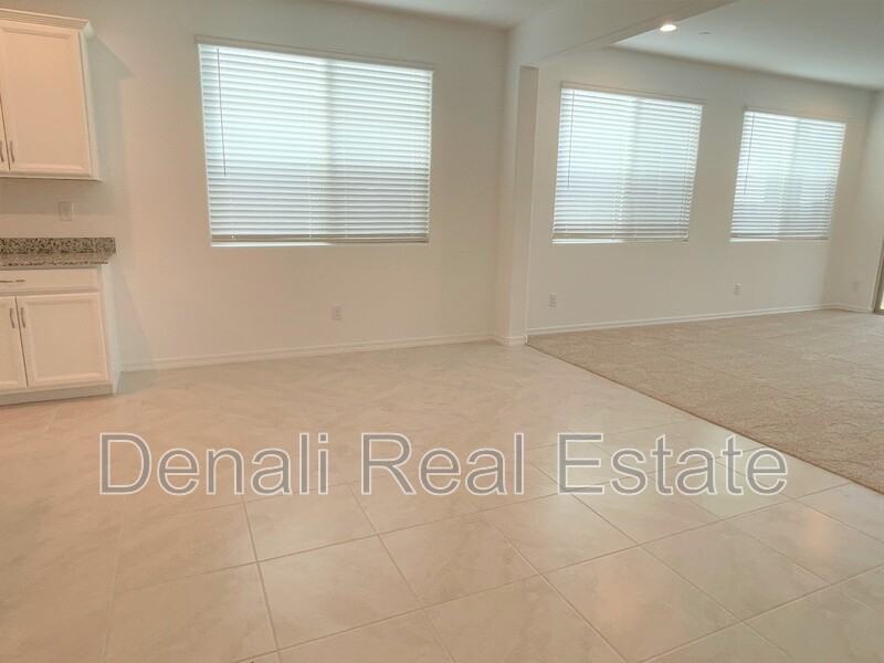 13310 W Dale Ln - Photo 7 of 22